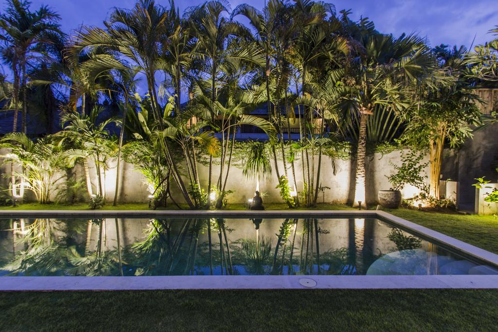 Villa Kundalini Seminyak Eksteriør billede