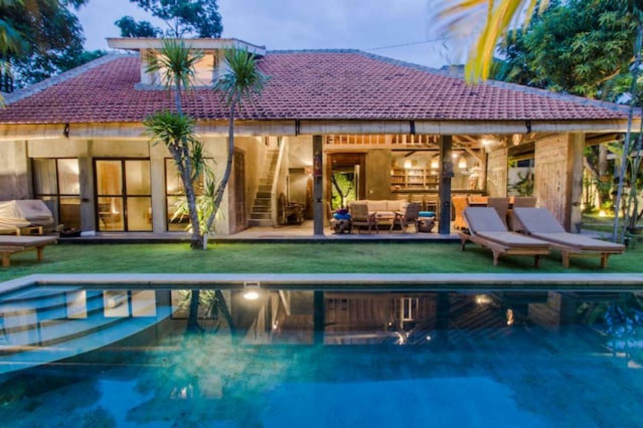 Villa Kundalini Seminyak Eksteriør billede